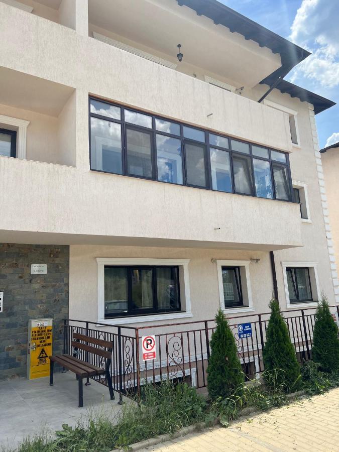 Ella Doo Apartament - 15 Min De Palas Hlincea Eksteriør bilde